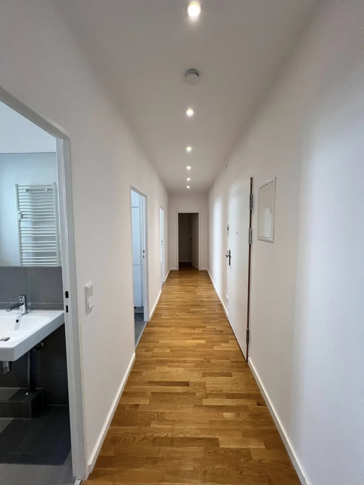 Neubau Nhà 2 phòng gần U-Prinzenstr. (U1/U3) dành cho người có bảng lương